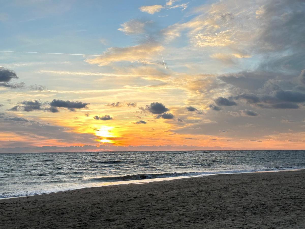 Attico Al Mare Lejlighed Lido di Ostia Eksteriør billede